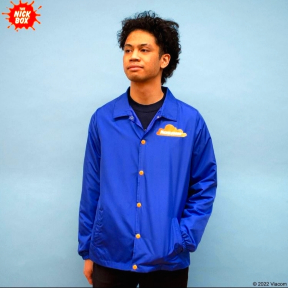 NWT throwback nickelodeon button up jacket unisex size medium